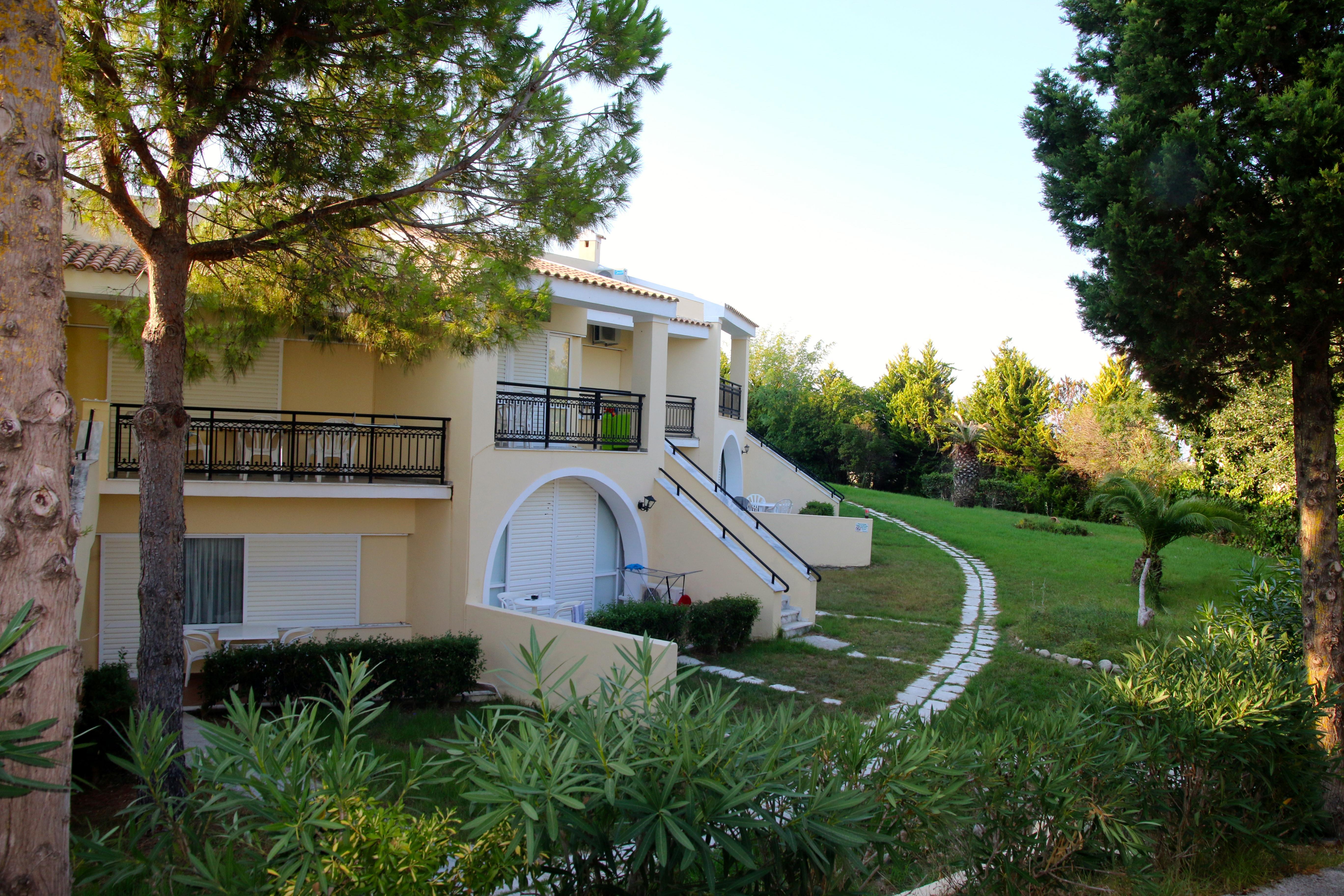 Hotel Mediterranean Blue Kávos
