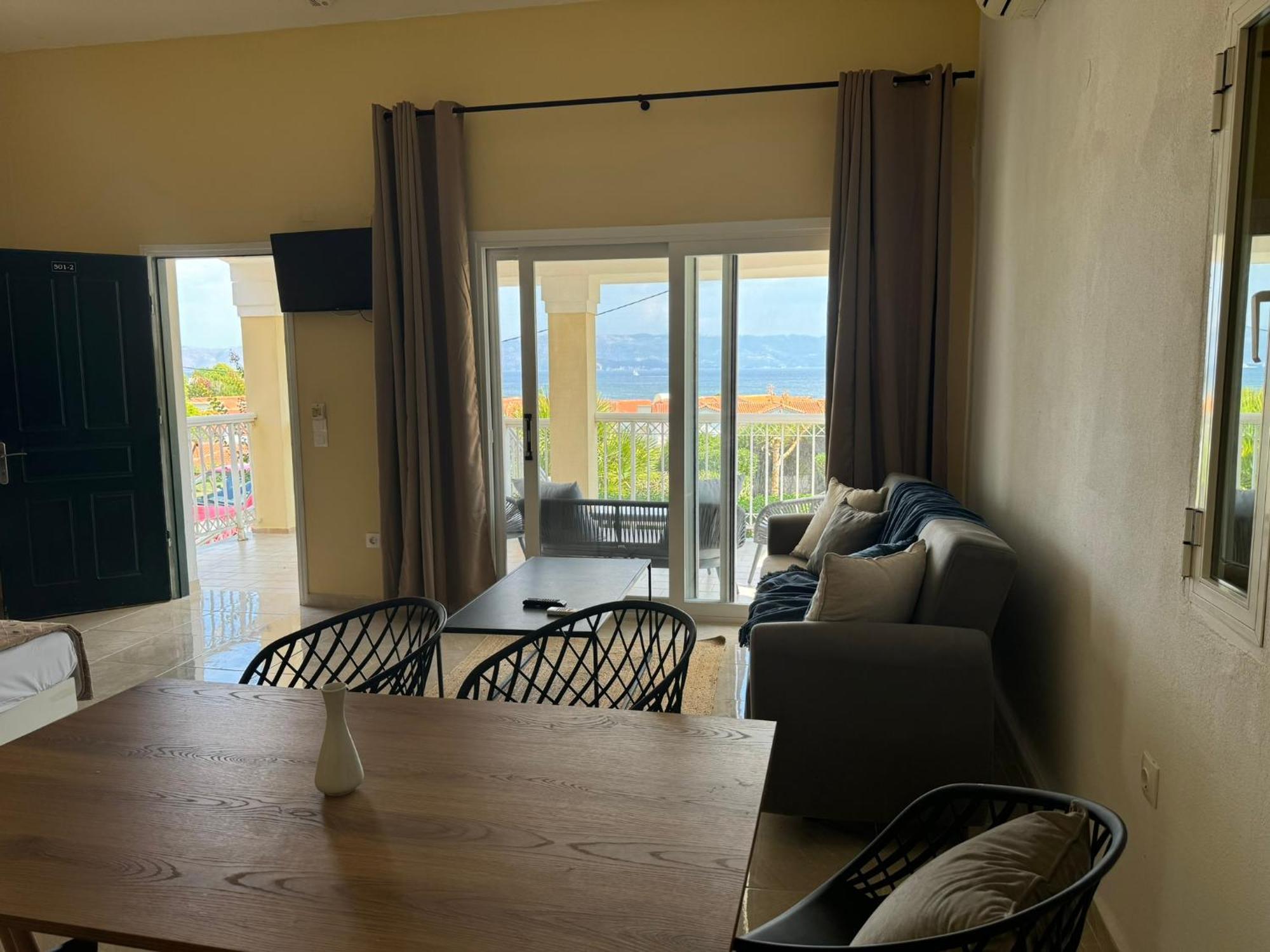 Mediterranean Blue Отель 3*